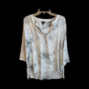 Elegant Women's Black and White Blouse